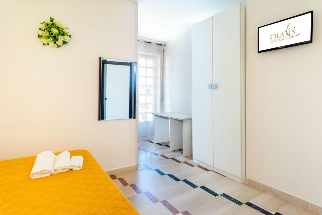 Solaris Paestum Hotel Buitenkant foto