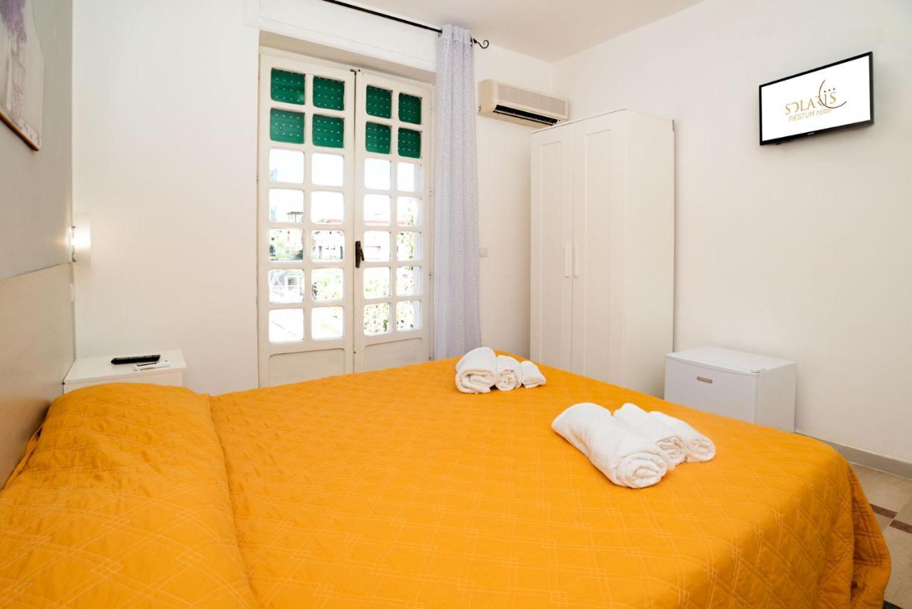 Solaris Paestum Hotel Buitenkant foto